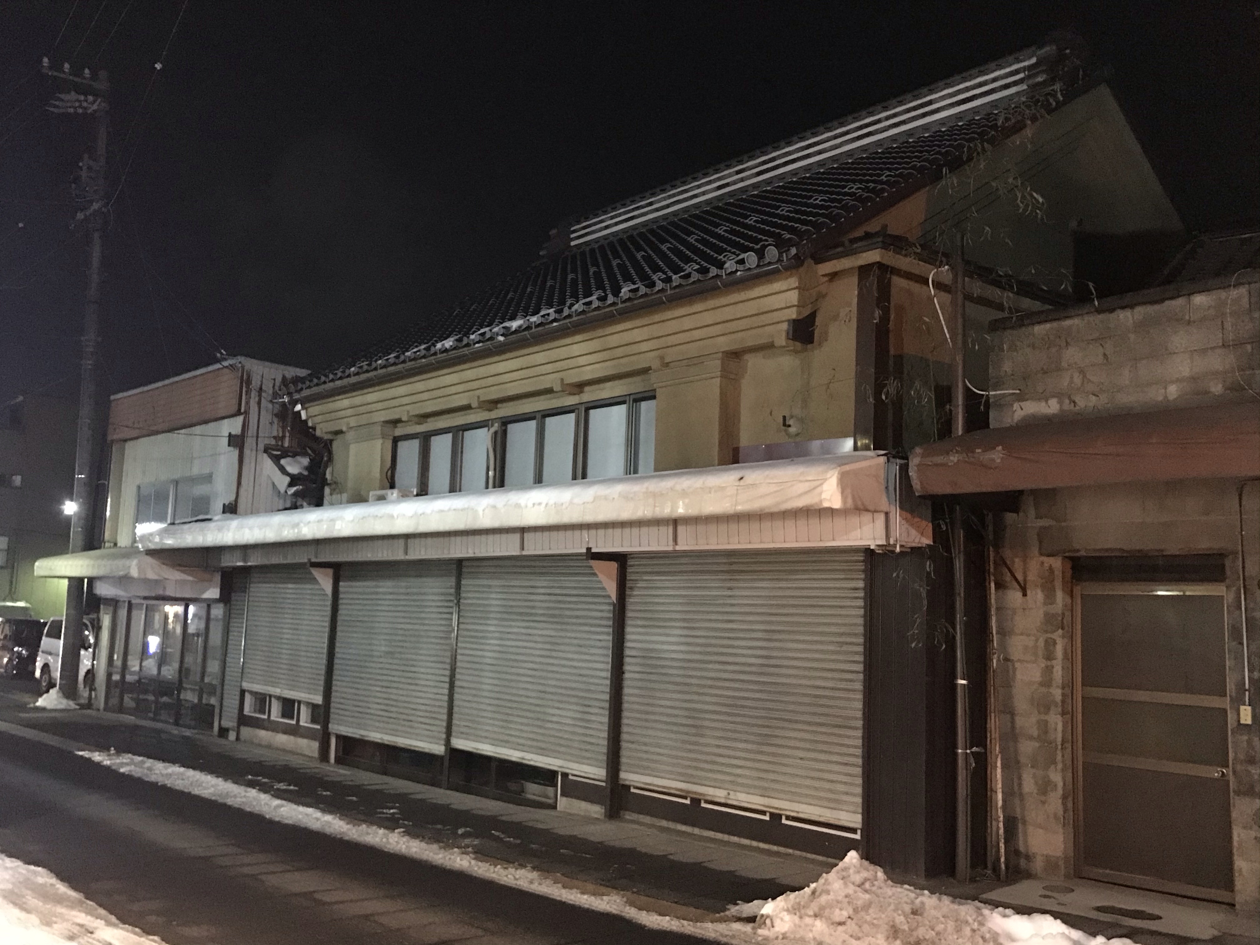 須坂の蔵造りの建物